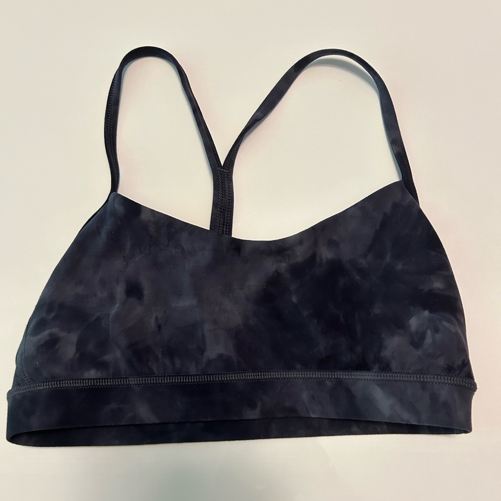 Lululemon Flow Y Bra Nulu
Light Support